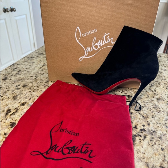 Worn only twice - Picture 7 of 13